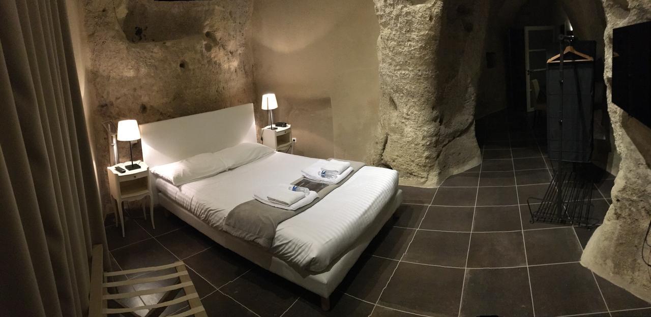 Rocaminori Hotel Louresse-Rochemenier Экстерьер фото